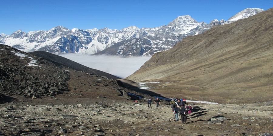Everest 3 high passes trekking